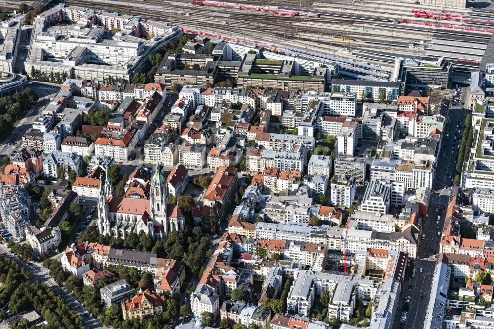 Aerial photograph München - City view on down town in the district Ludwigsvorstadt-Isarvorstadt in Munich in the state Bavaria, Germany