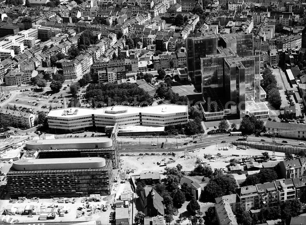 Aerial photograph Düsseldorf - City view of the city area of in the district Unterbilk in Duesseldorf at Ruhrgebiet in the state North Rhine-Westphalia, Germany