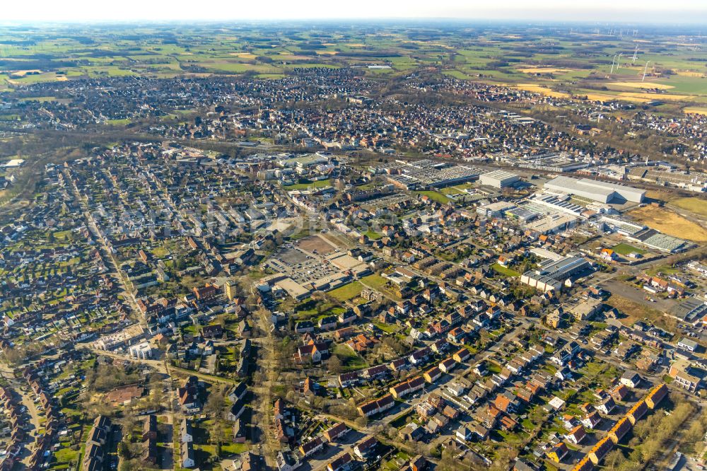 Aerial photograph Ahlen - City view on down town on Dr.-Paul-Rosenbaum-Platz on street Ostbredenstrasse in Ahlen in the state North Rhine-Westphalia, Germany