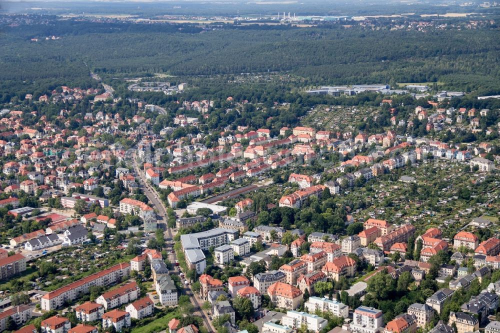 Aerial image Dresden - City view of the city area of Pieschen in Dresden in the state Saxony, Germany