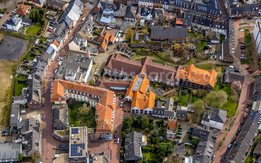 Rees from the bird's eye view: City view on down town in Rees in the state North Rhine-Westphalia, Germany