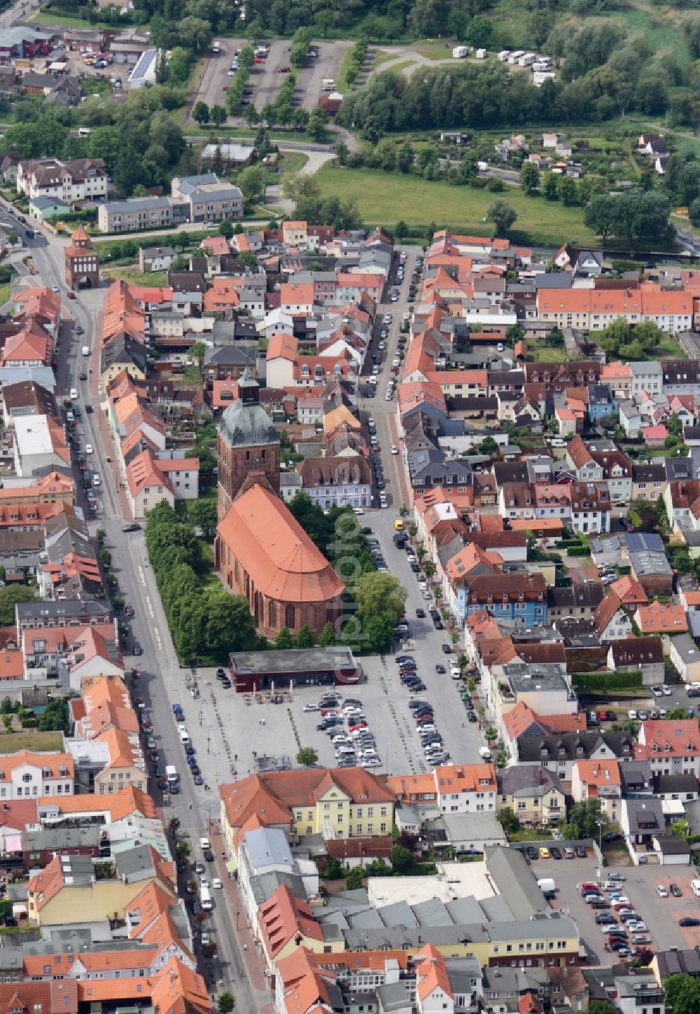 Aerial image Ribnitz-Damgarten - City view of the city area of in Ribnitz-Damgarten in the state Mecklenburg - Western Pomerania, Germany