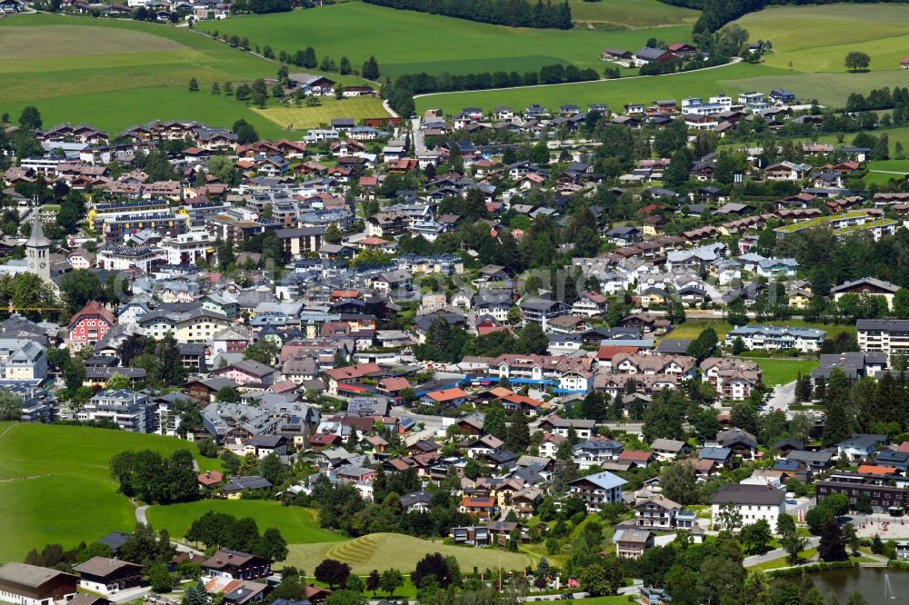 Saalfelden am Steinernen Meer from the bird's eye view: City view of the city area of in Saalfelden am Steinernen Meer in Pinzgauer Saalachtal, Austria