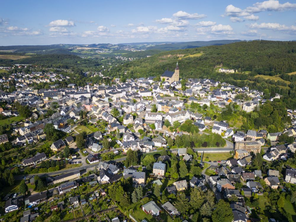 Aerial photograph Schneeberg - City view of the city centre with the church of St. Wolfgang in Schneeberg in Saxony, Germany