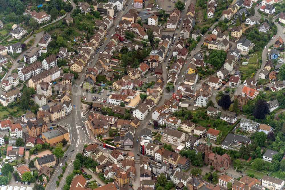 Aerial photograph Schramberg - City view on down town on street B462 in Schramberg at Schwarzwald in the state Baden-Wuerttemberg, Germany