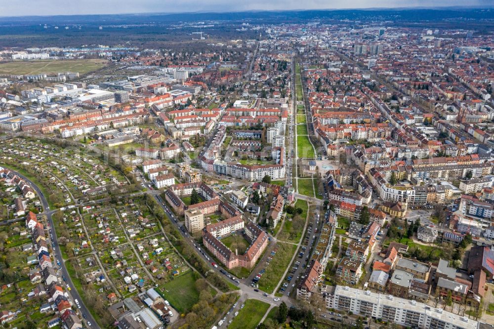 Aerial image Karlsruhe - City view on down town Seldeneckstrasse - Ludwig-Marum-Strasse in the district Muehlburg in Karlsruhe in the state Baden-Wurttemberg, Germany