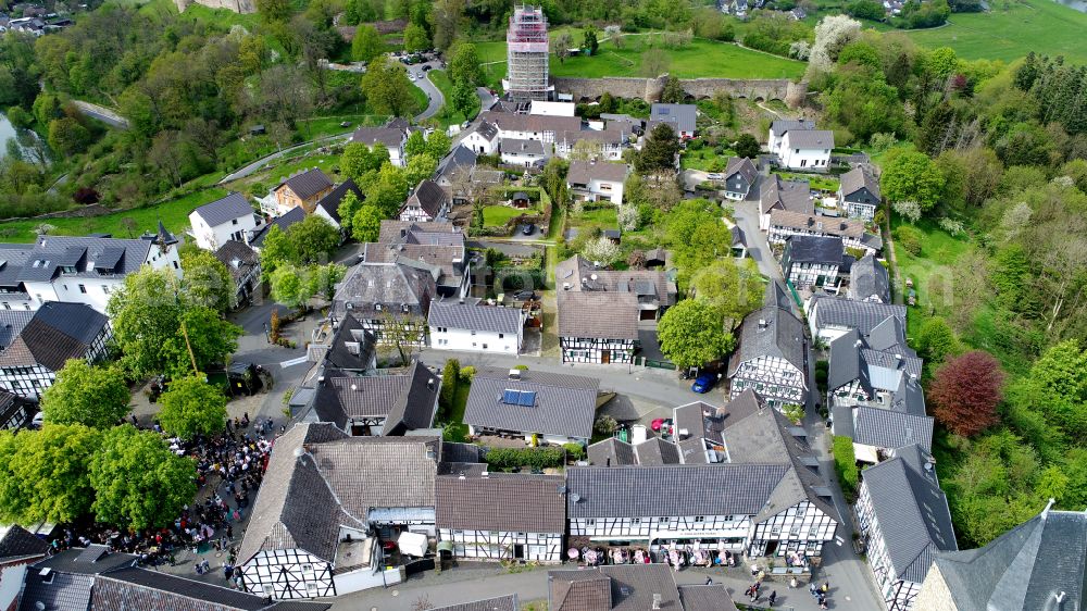 Hennef (Sieg) from the bird's eye view: City view on down town in Stadt Blankenberg in the state North Rhine-Westphalia, Germany