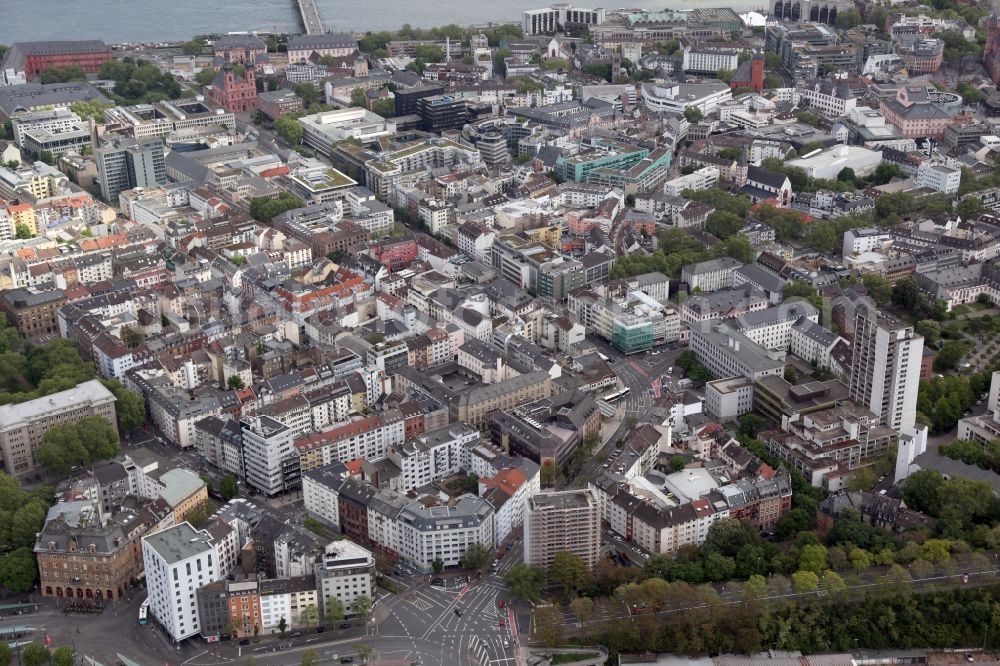 Aerial image Mainz - City view on down town with the streets Grosse Bleiche and Grosse Langgasse in the district Altstadt in Mainz in the state Rhineland-Palatinate, Germany