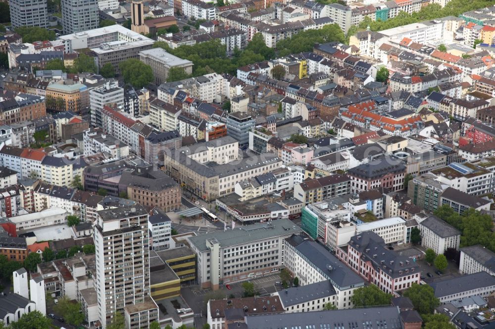 Mainz from above - City view on down town with the streets Grosse Bleiche and Grosse Langgasse in the district Altstadt in Mainz in the state Rhineland-Palatinate, Germany