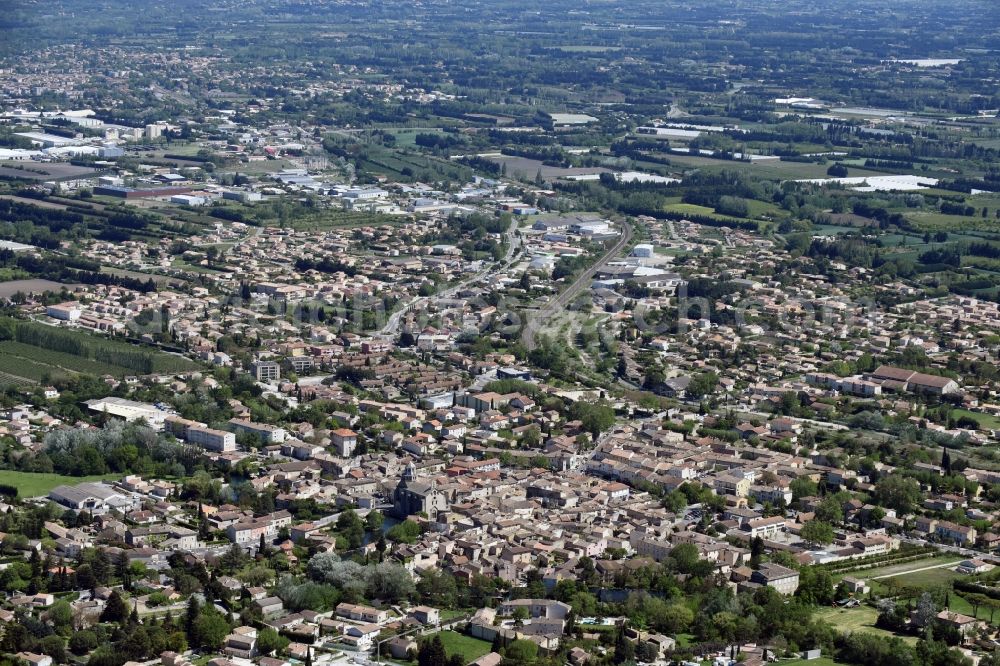 Le Thor from the bird's eye view: City view of the city area of in Le Thor in Provence-Alpes-Cote d'Azur, France