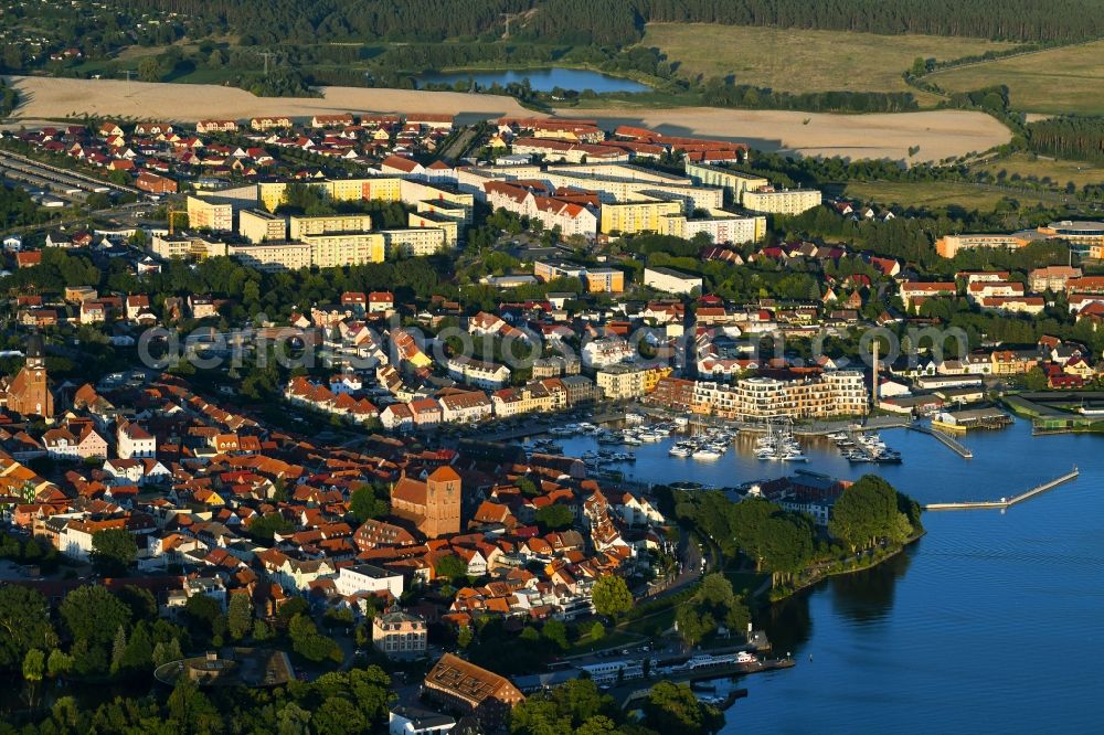 Waren (Müritz) from the bird's eye view: City view from the city centre in Waren an der Mueritz with the city harbour and the protestant St. Georgen Church in the federal state Mecklenburg-Vorpommern, Germany