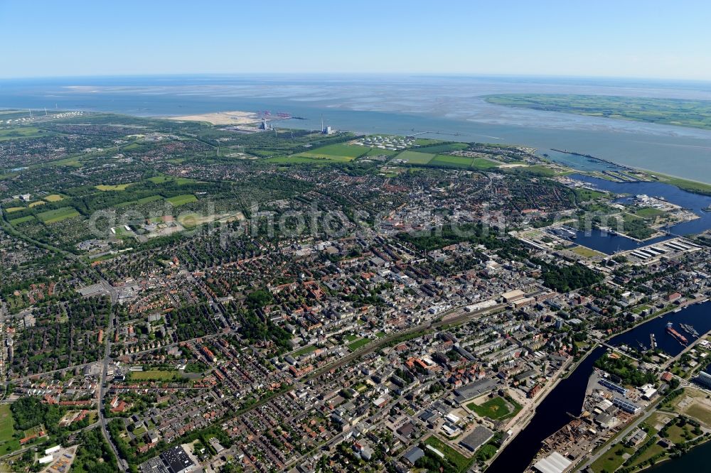 Wilhelmshaven from the bird's eye view: City view of the city area of in Wilhelmshaven in the state Lower Saxony