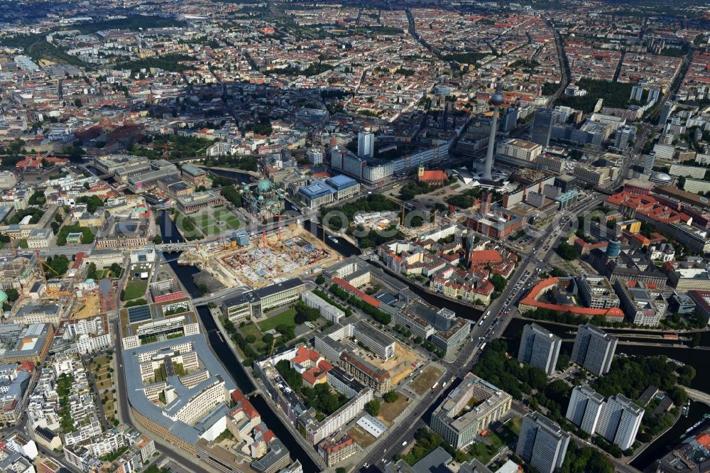 Aerial photograph Berlin Mitte - Cityscape downtown area in the center of East Berlin Mitte