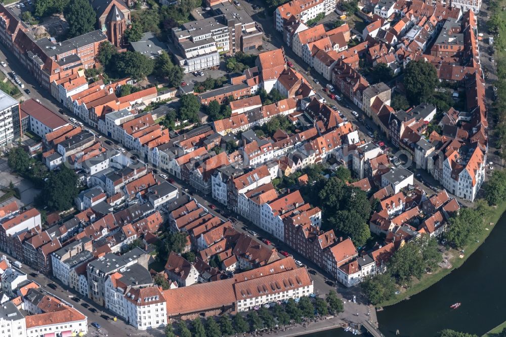 Aerial photograph Lübeck - City view on down town between Dankwartsgrube and Hartengrube in the district Altstadt in Luebeck in the state Schleswig-Holstein, Germany