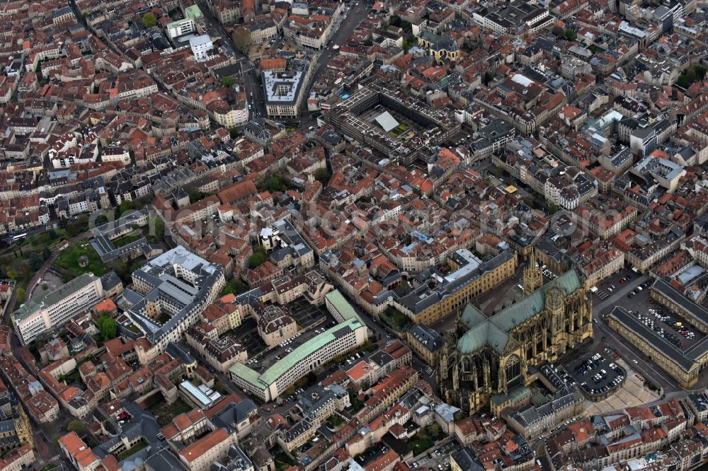 Aerial image Metz - City view of downtown area am Centre Commercial Saint-Jacques on Place du Forum in Metz in Alsace-Champagne-Ardenne-Lorraine, France