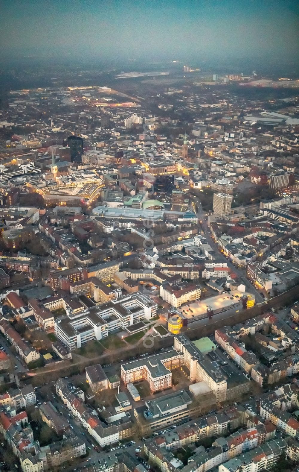 Aerial image Dortmund - City view of downtown area with the Dortmunder Wall in Dortmund in the state North Rhine-Westphalia, Germany