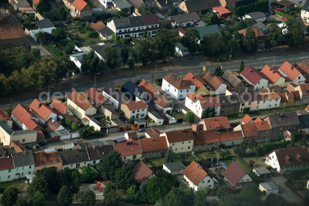 Oberröblingen from the bird's eye view: City view of downtown area aloung the Allstedter Strasse in Oberroeblingen in the state Saxony-Anhalt