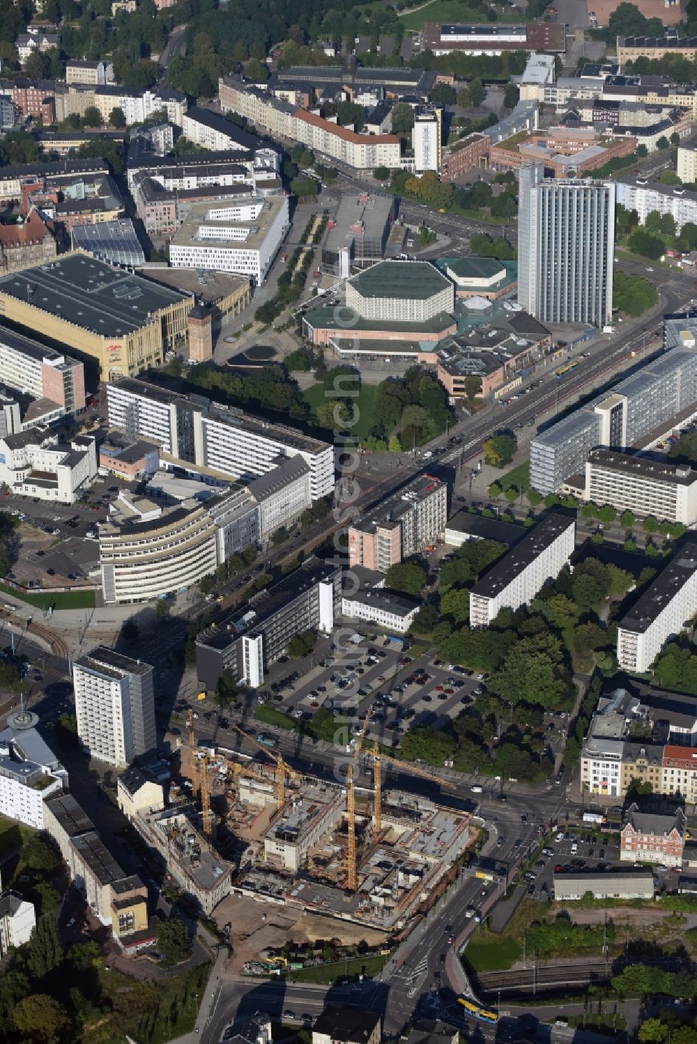 Aerial image Chemnitz - City view of downtown area along the Brueckenstrasse and the Bahnhofsstrasse in Chemnitz in the state Saxony