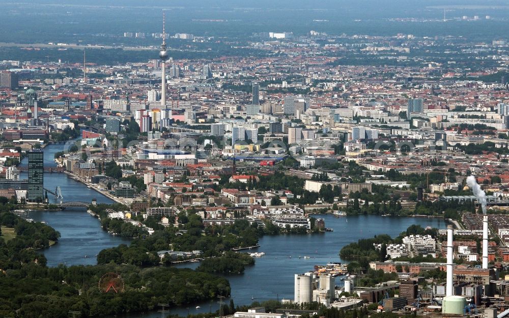 Berlin from the bird's eye view: City view of downtown area along the island Stralau in the district Friedrichshain in Berlin