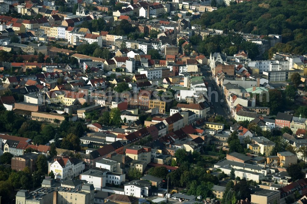 Aerial photograph Köthen (Anhalt) - City view of downtown area along the Leopoldstreet in Koethen (Anhalt) in the state Saxony-Anhalt