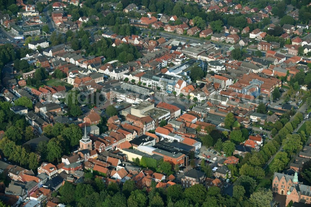 Aurich from the bird's eye view: City view of downtown area near the market - Burgstrasse in Aurich in the state Lower Saxony