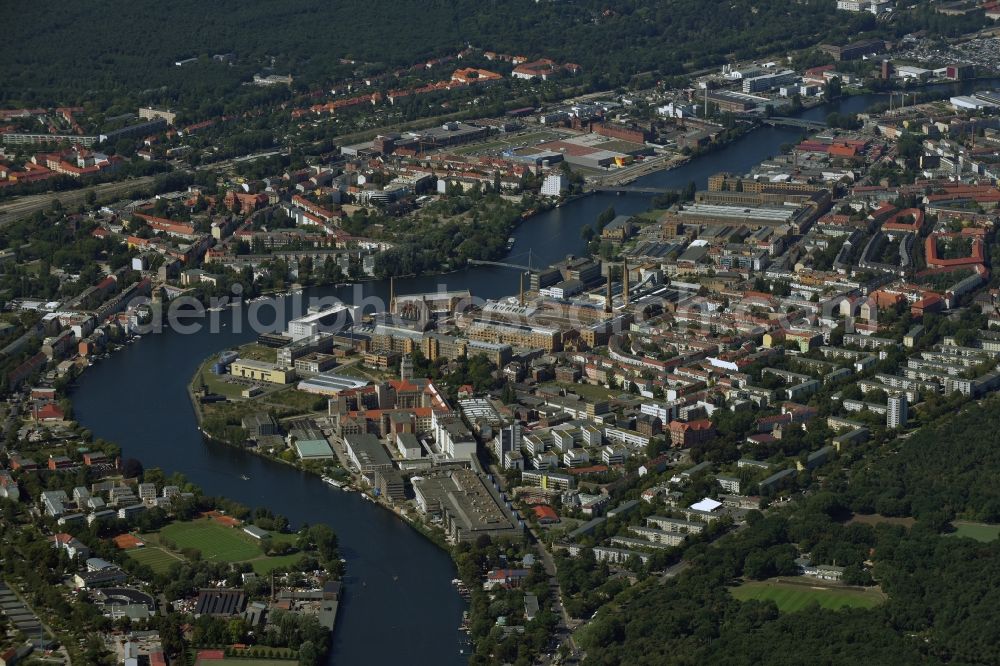 Aerial image Berlin - City view of downtown area Oberschoeneweide in Berlin