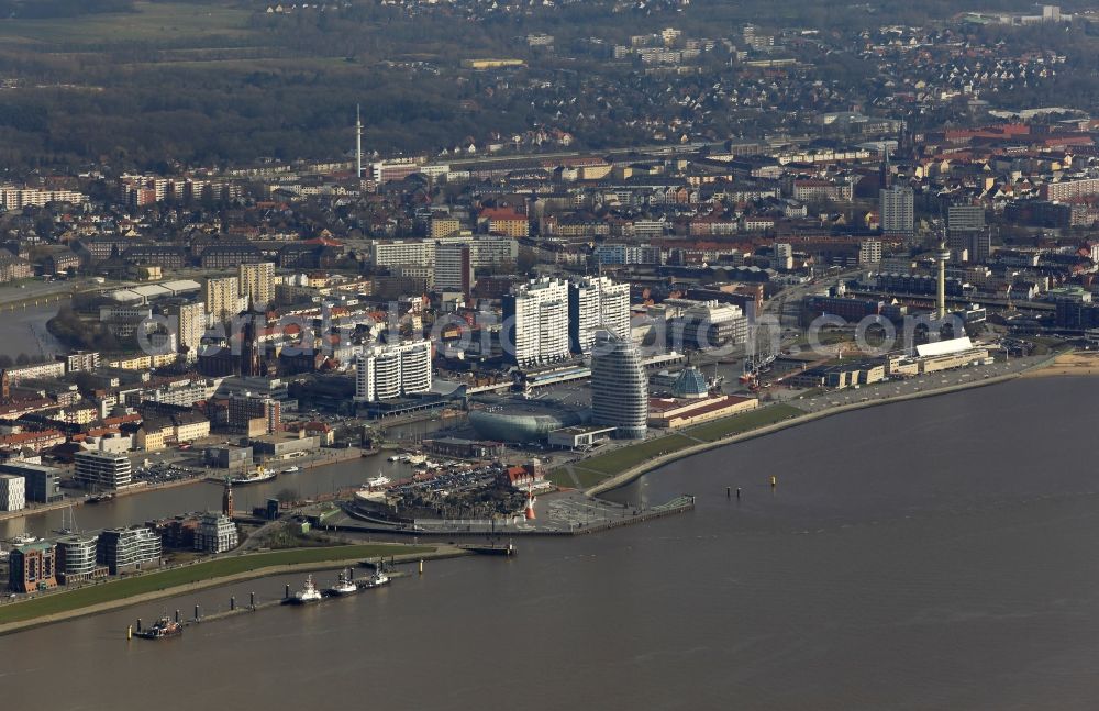 Aerial image Bremerhaven - City view of downtown area on the banks of the river course of the Weser in Bremerhaven in the state Bremen