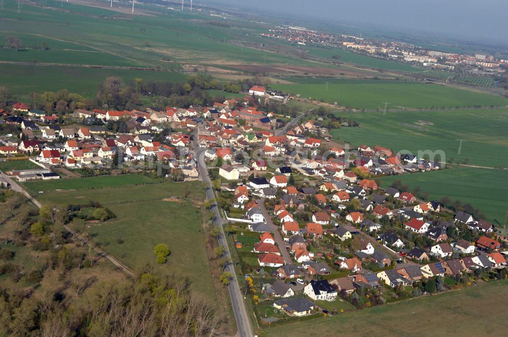 Aerial image Jersleben - Blick auf das Dorf Jersleben, ein Ortsteil der Einheitsgemeinde Niedere Börde im Landkreis Börde in Sachsen-Anhalt.