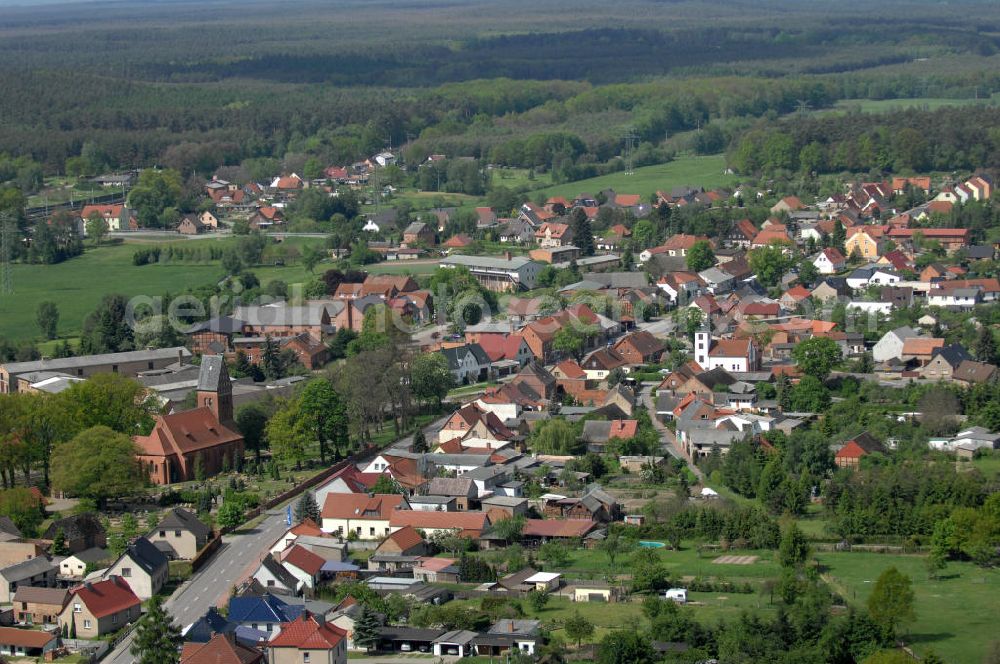 Aerial image Gardelegen OT Jävenitz - Cityscape with church at the street Hottendorfer Strasse of Jaevenitz in Saxony-Anhalt