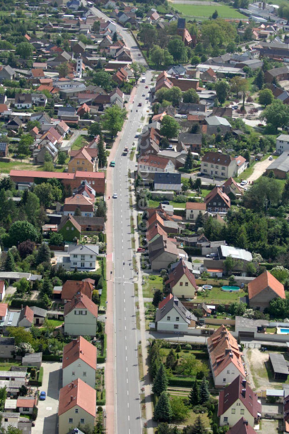 Aerial image Gardelegen OT Jävenitz - Cityscape with the streets Klosterstrasse and Breite Strasse of Jaevenitz in Saxony-Anhalt