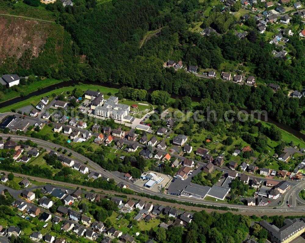 Kirchen (Sieg) from the bird's eye view: City view of Kirchen (Sieg) in Rhineland-Palatinate. The Town is a recognized health resort in the southwestern part of Siegerlands