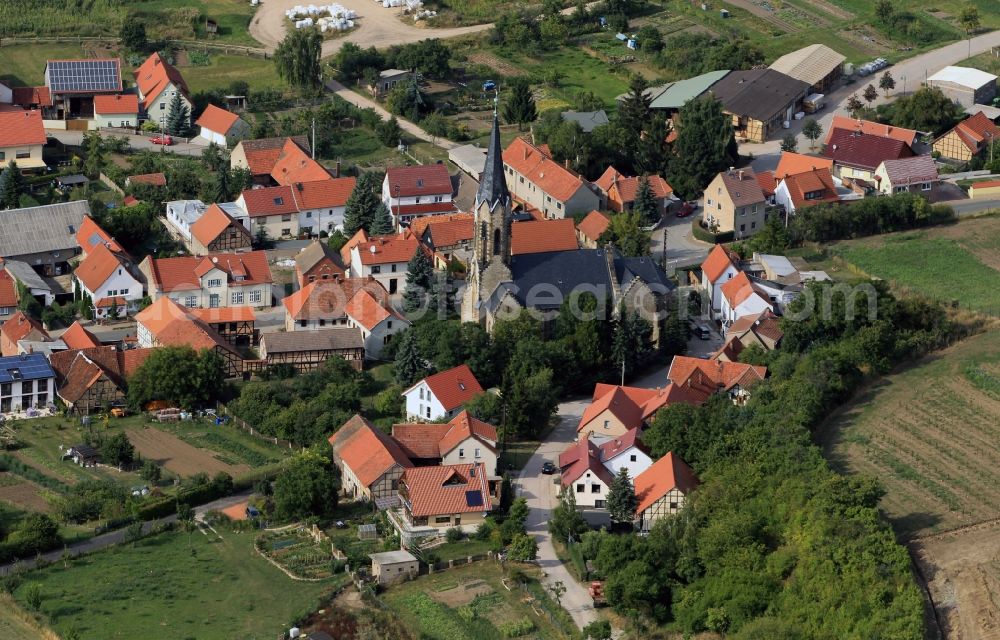 Aerial photograph Kleinfahner - Cityscape of Kleinfahner with village church in Kleinfahner in Thuringia