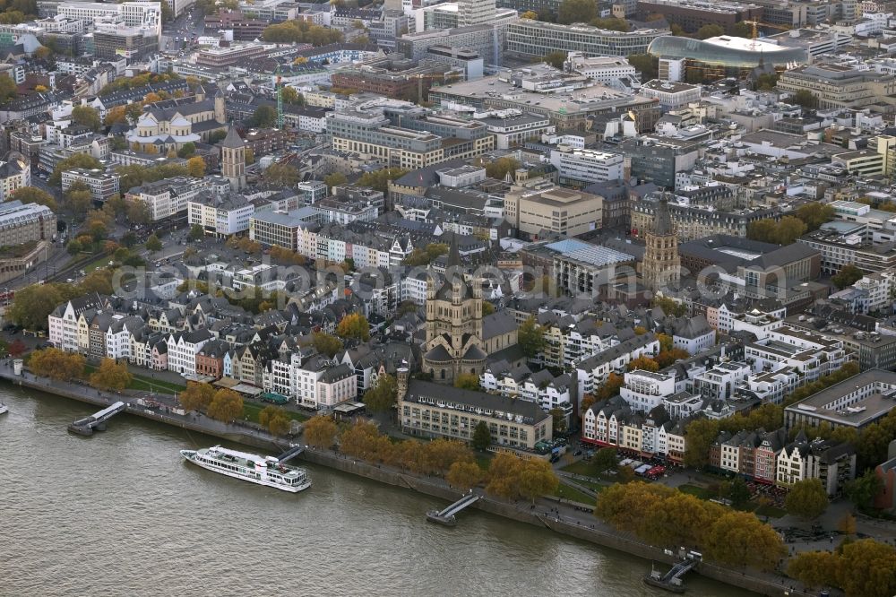 Aerial photograph Köln - Cityscape of Cologne's Old Town Cologne Great St. Martin Church and Cologne City Hall tower in Cologne in North Rhine-Westphalia