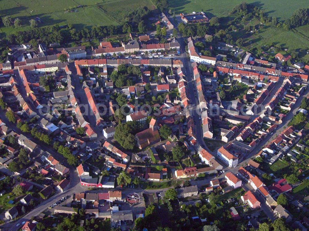 Kremmen (Brandenburg) from above - Blick auf das Stadtzentrum von Kremmen im Landkreis Oberhavel in Brandenburg nördlich von Berlin