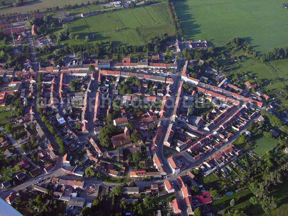 Kremmen (Brandenburg) from the bird's eye view: Blick auf das Stadtzentrum von Kremmen im Landkreis Oberhavel in Brandenburg nördlich von Berlin