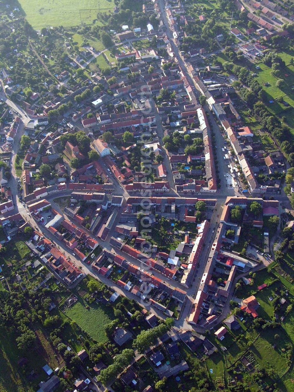 Aerial photograph Kremmen (Brandenburg) - Blick auf das Stadtzentrum von Kremmen im Landkreis Oberhavel in Brandenburg nördlich von Berlin