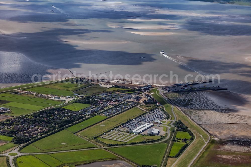 Aerial image Dagebüll - City view on sea coastline of North Sea in Dagebuell in the state Schleswig-Holstein, Germany