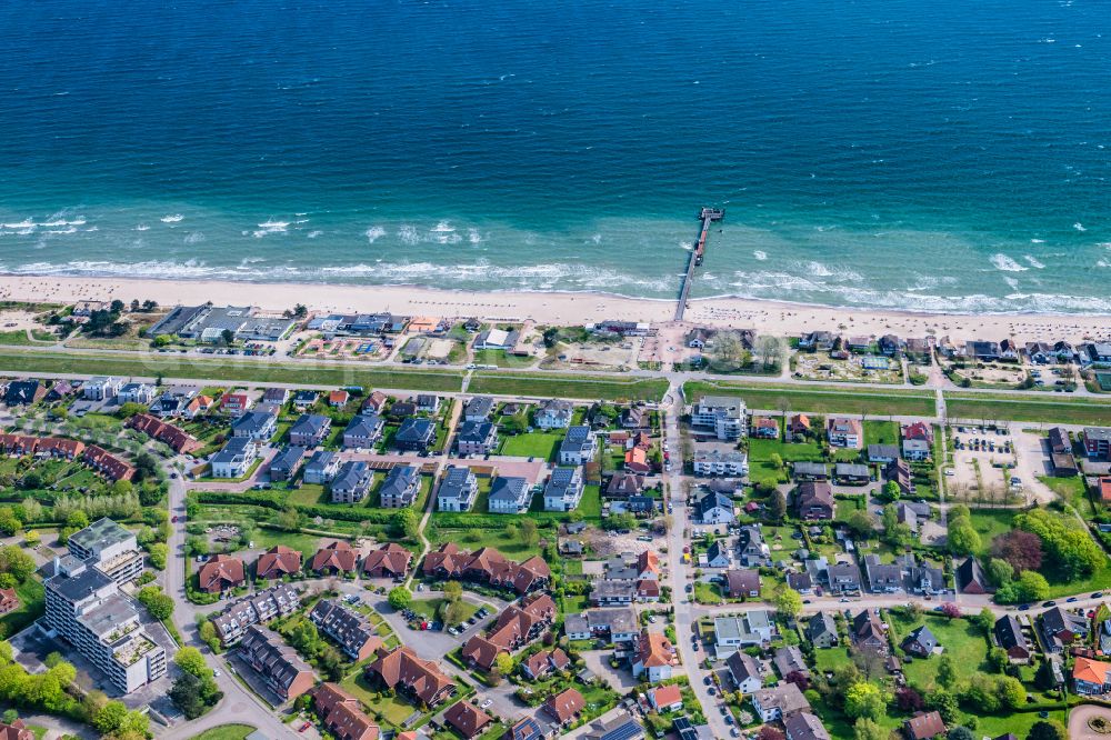 Dahme from above - City view on sea coastline of Baltic Sea on street An der Strandpromenade in Dahme at the baltic sea coast in the state Schleswig-Holstein, Germany