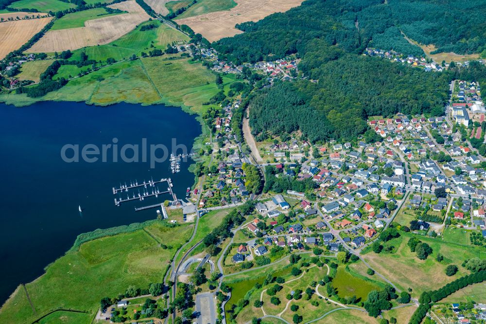 Aerial photograph Ostseebad Sellin - City view on sea coastline of Baltic Sea in Ostseebad Sellin on the island of Ruegen in the state Mecklenburg - Western Pomerania, Germany