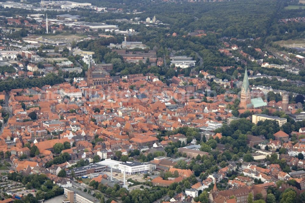 Aerial photograph Lüneburg - City view of Lüneburg with the Church of St. John, St. Nicholas Church and the water tower. Lüneburg is the third largest city in the central state of Lower Saxony