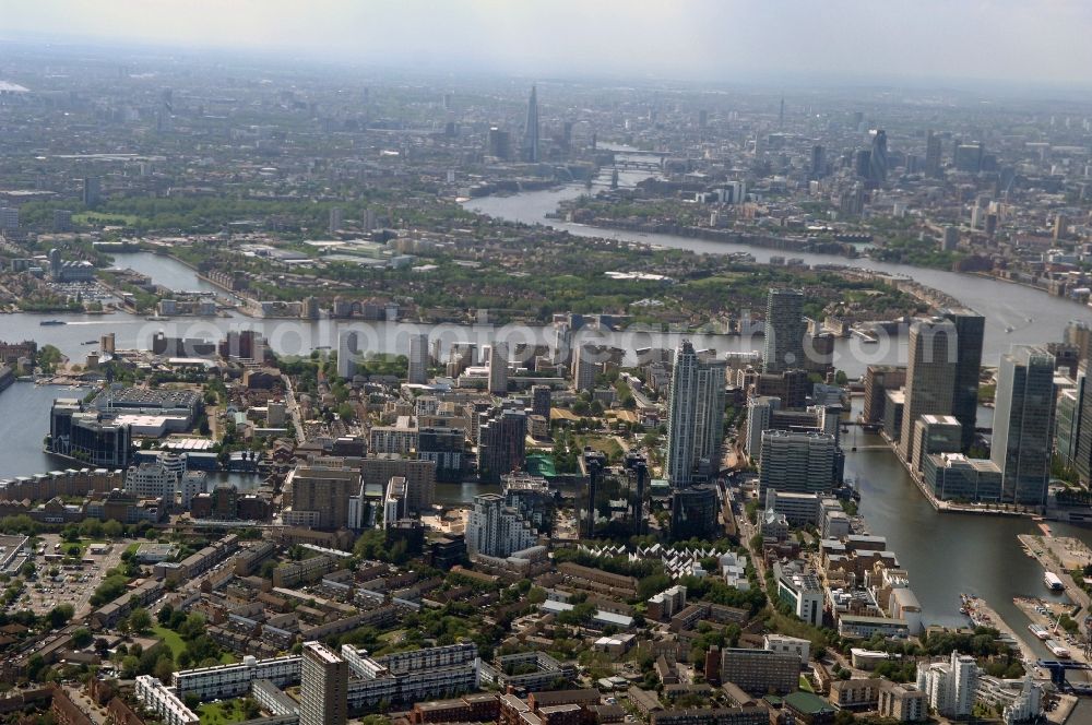 Aerial image London - 20/06/2012 LONDON city view from London's Isle of Dogs, the financial district and financial center of the Thames City. The picture shows the high-rise buildings / skyscrapers in the North and South Colonnade, Aspen Way, Montgomery St., Marsh Wall. Here is the core focus of the world's financial capital. Represented are renowned, globally active financial institutions such as HSBC, Citibank, KPMG, rating agencies such as JP Morgan