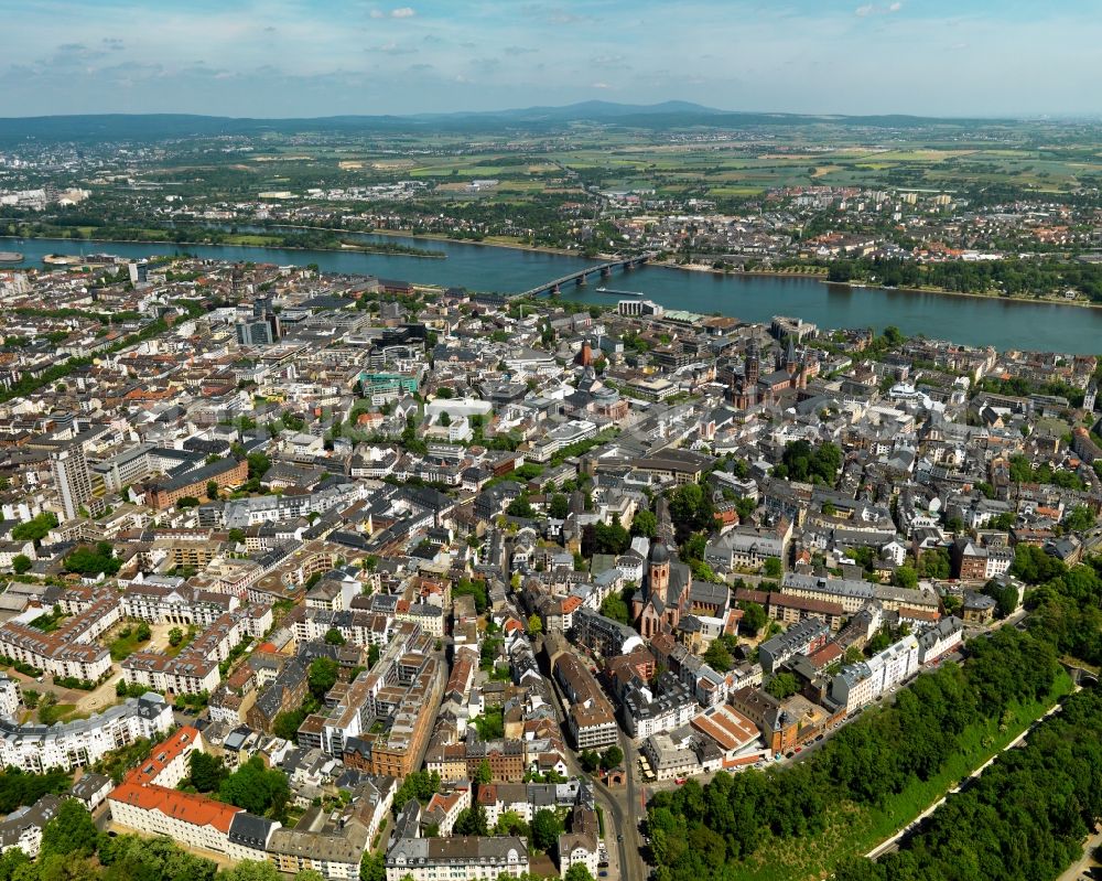 Mainz from above - View of Mainz in the state of Rhineland-Palatinate. View of over the historic city centre towards the river Rhine. The Theodor-Heuss-Bridge connects Mainz with the Mainz-Kastel part of the capital of Hesse, Wiesbaden, on the other Rhine riverbank