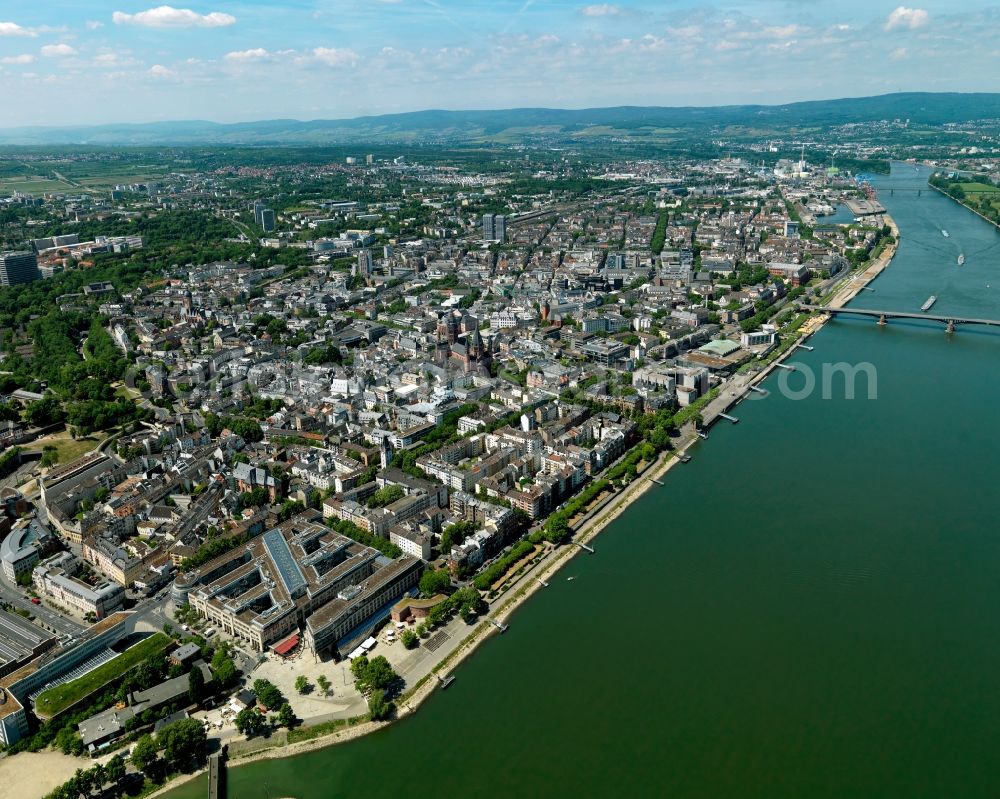 Aerial image Mainz - City view of Mainz in the state Rhineland-Palatinate