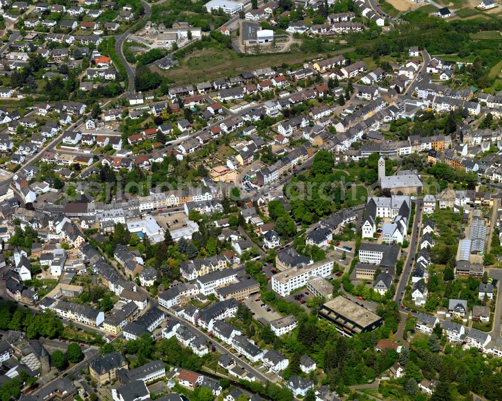 Aerial image Mayen - View of Mayen in the state Rhineland-Palatinate. The town is located in the county district of Mayen-Koblenz in the Eifel region. The urban area is crossed by the river Nette. Mayen consists of a main town and four boroughs and districts