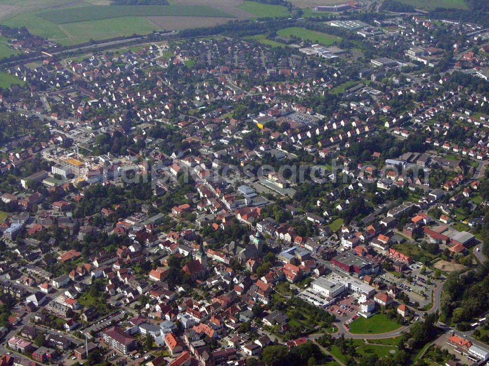 Melle (Niedersachsen) from above - Die zentrale Lage im nordwestdeutschen Städtedreieck Osnabrück-Bielefeld-Münster macht Melle zu einem interessanten Wirtschaftsstandort.