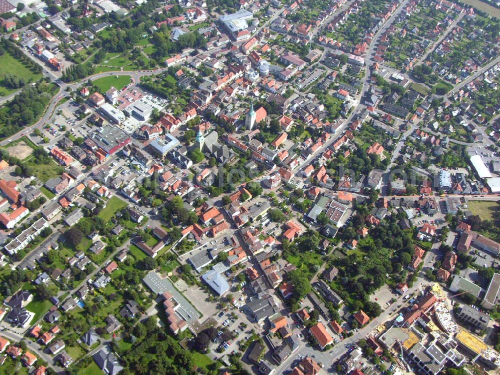 Melle (Niedersachsen) from the bird's eye view: Die zentrale Lage im nordwestdeutschen Städtedreieck Osnabrück-Bielefeld-Münster macht Melle zu einem interessanten Wirtschaftsstandort.