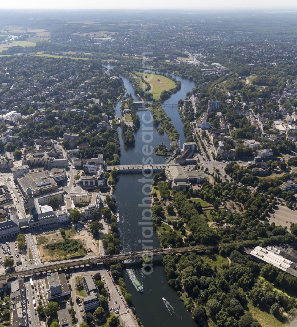 Aerial photograph Mülheim an der Ruhr - Cityscape of Mülheim on the River Ruhr in North Rhine-Westphalia