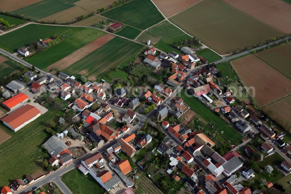 Nack from the bird's eye view: City view of Nack, a locality in the district Alzey-Worms in the state of Rhineland-Palatinate. The village belongs to the municipality of Alzey-Land