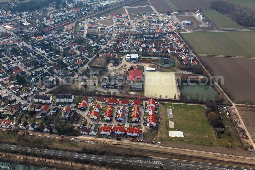 Nackenheim from the bird's eye view: Cityview of Nackenheim in the state of Rhineland-Palatinate