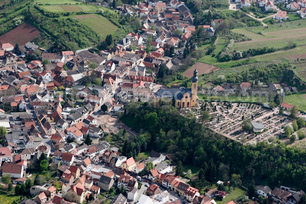 Nackenheim from above - Cityview of the Nackenheim in the state of Rhineland-Palatinate